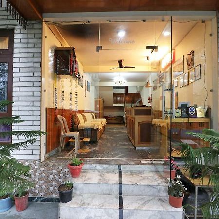 Oyo15416夏日山峰酒店 卡索尔 外观 照片
